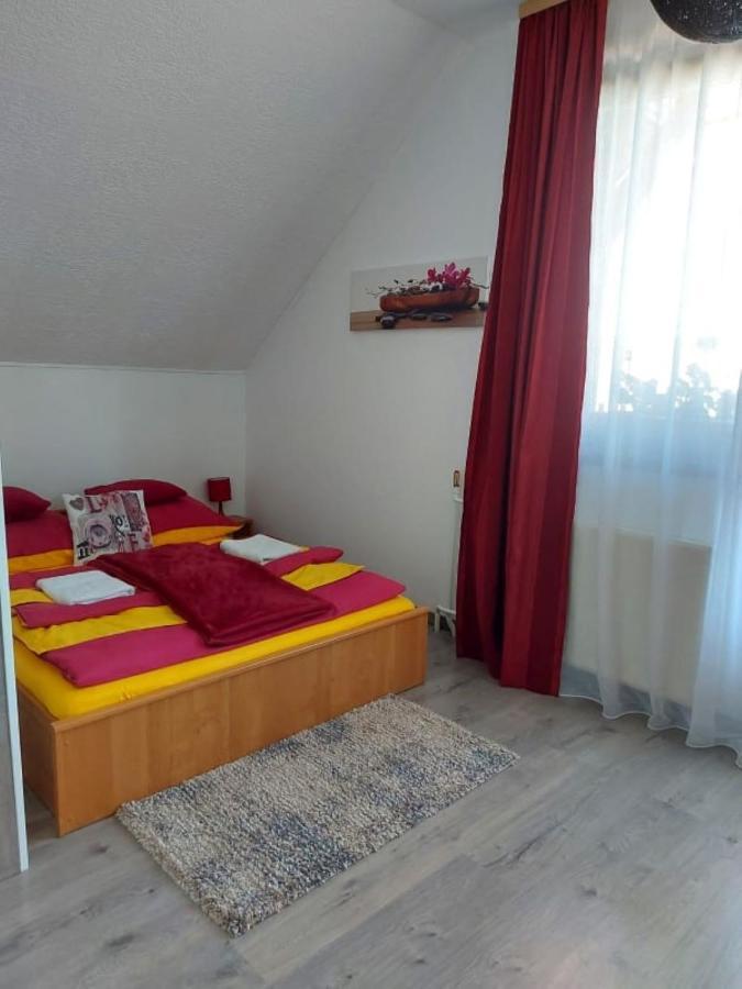 Nagcsaládos Rózsa Apartman Balatonlelle Exterior foto